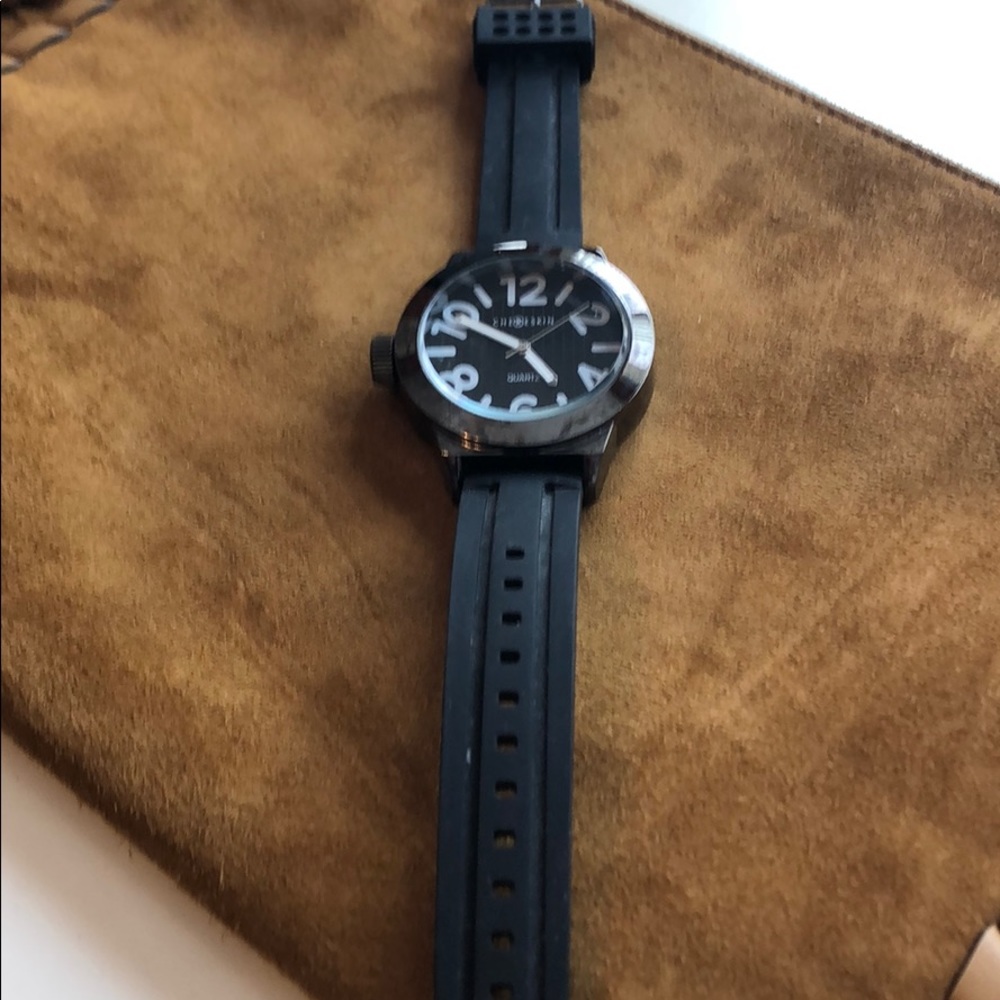 Watch - Picture 2 of 2